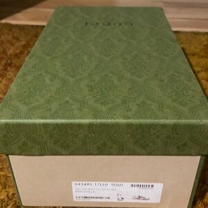 Gucci shoe box